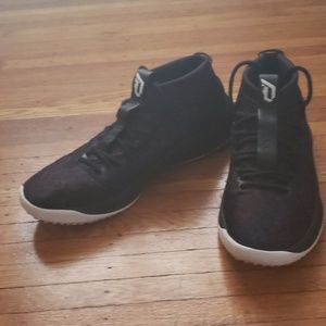 DAME 4 Adidas basketball sneakers